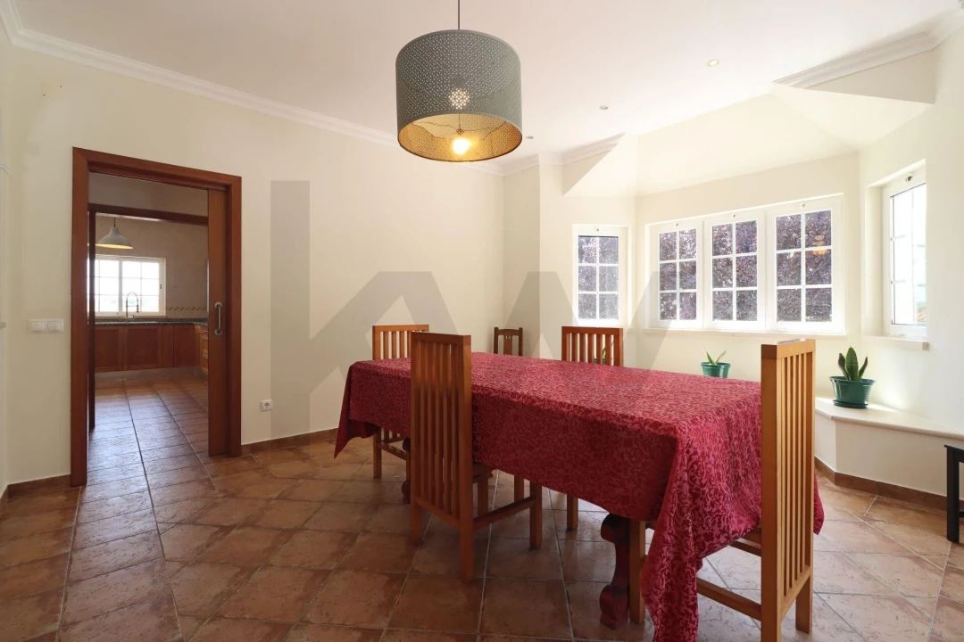 Moradia T5 para Venda em Moçarria Foto 14