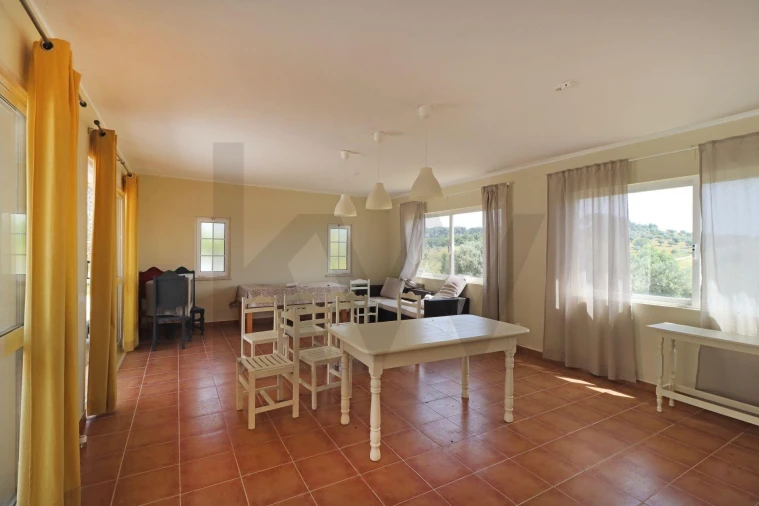 Moradia T5 para Venda em Moçarria Foto 47