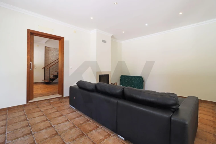 Moradia T5 para Venda em Moçarria Foto 16