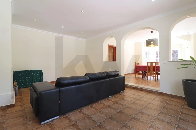 Moradia T5 para Venda em Moçarria Foto 17