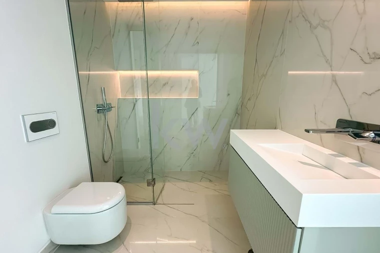 Moradia T4 para Venda em Funchal (Santa Maria Maior) Foto 15