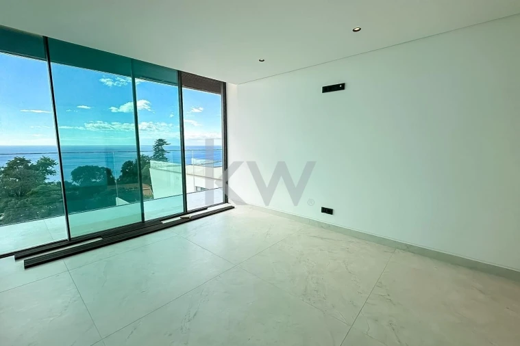 Moradia T4 para Venda em Funchal (Santa Maria Maior) Foto 28