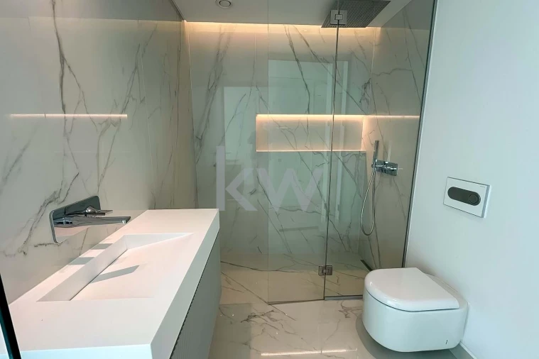 Moradia T4 para Venda em Funchal (Santa Maria Maior) Foto 14