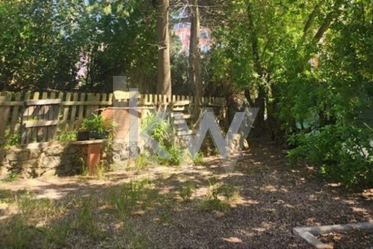 Terreno para Venda em Carcavelos e Parede Foto 2