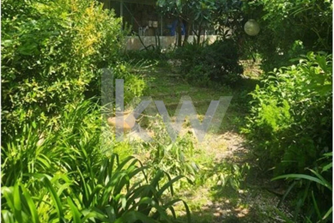 Terreno para Venda em Carcavelos e Parede Foto 3