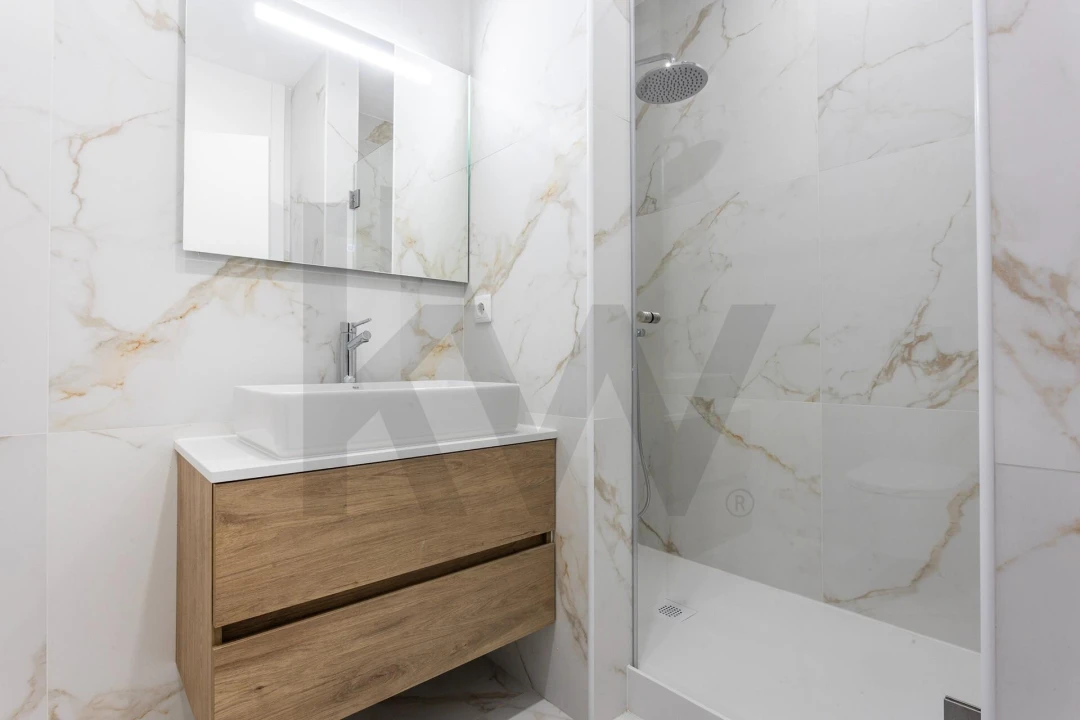 Apartamento T2 para Venda em Arroios Foto 26