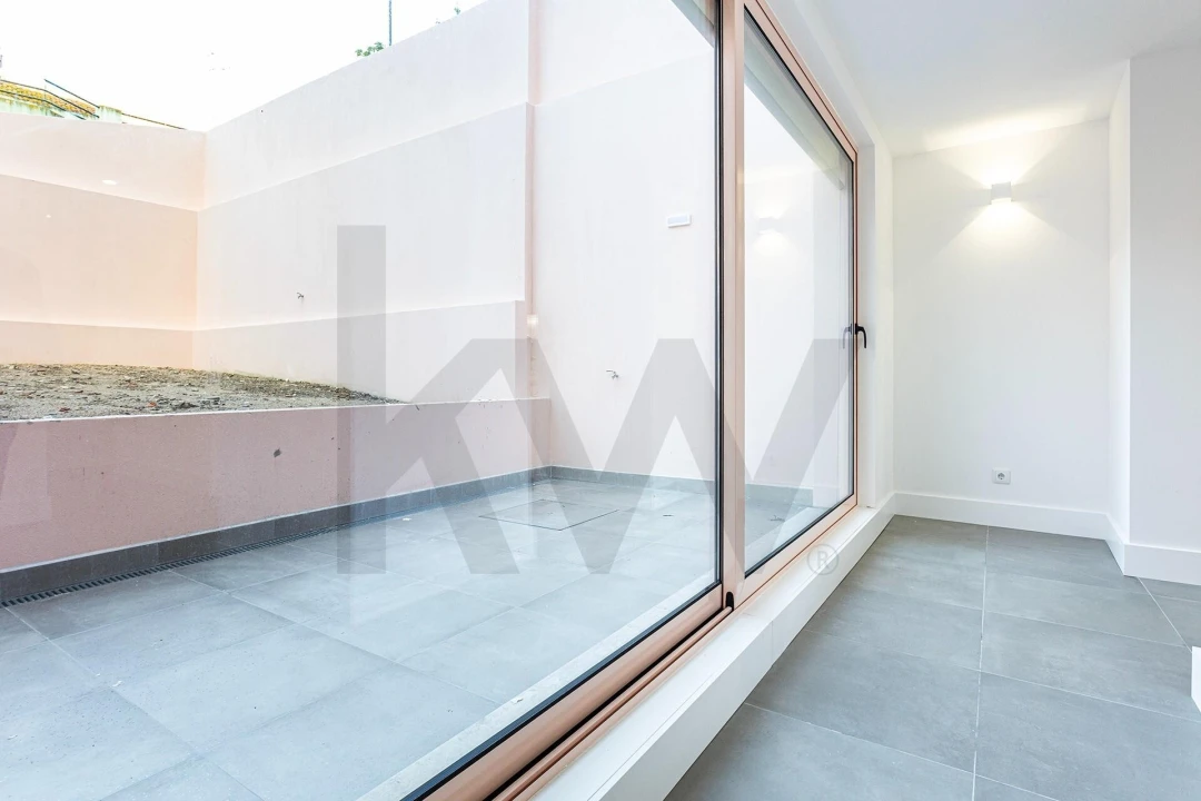 Apartamento T2 para Venda em Arroios Foto 5