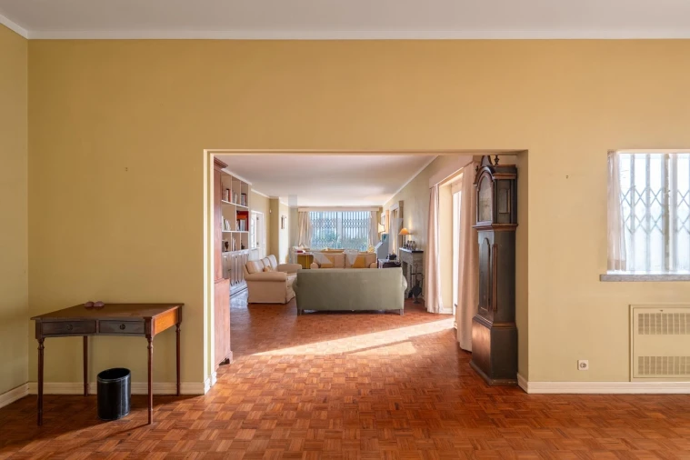 Moradia T5 para Venda em Oeiras e São Julião da Barra, Paço de Arcos e Caxias Foto 5