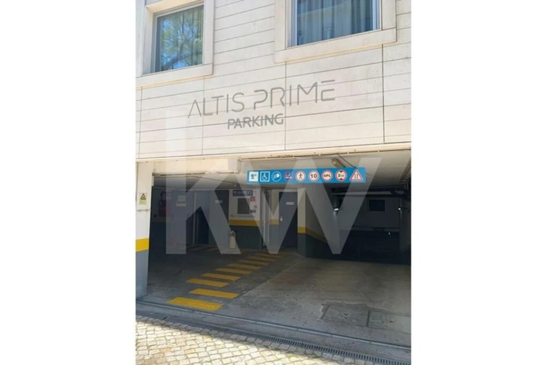 Negócio para Venda em Santo António Foto 5