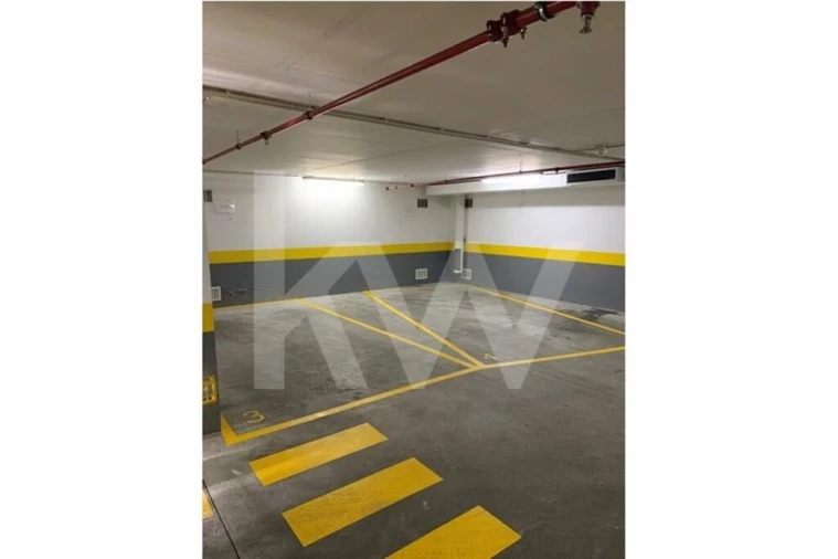 Negócio para Venda em Santo António Foto 11