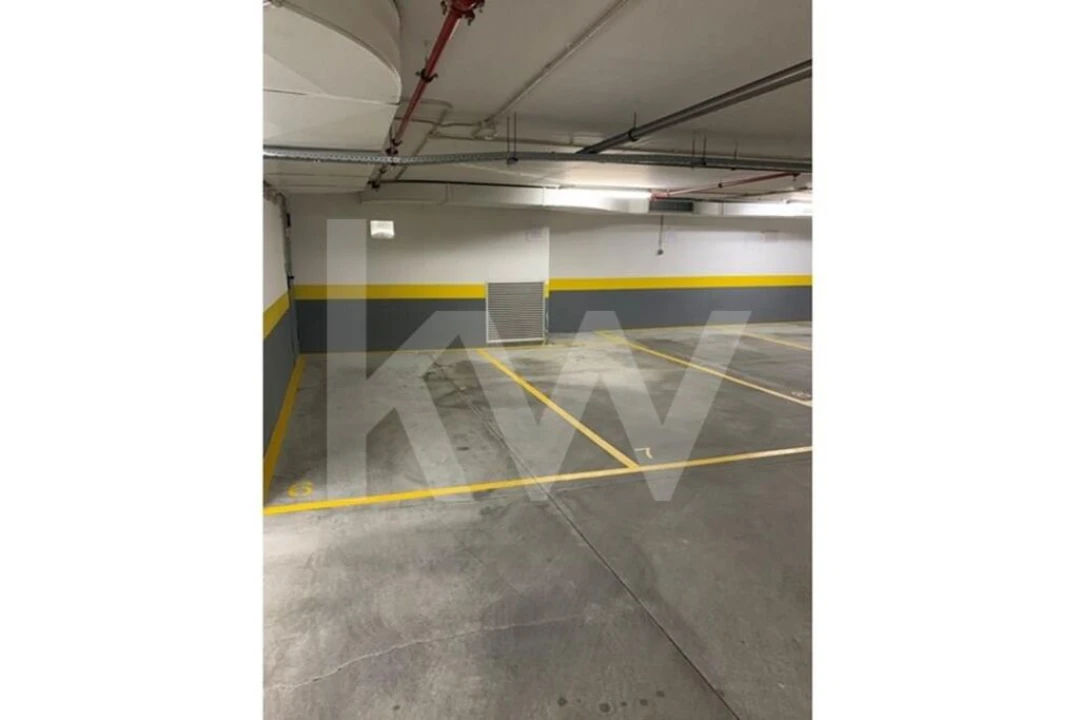 Negócio para Venda em Santo António Foto 14