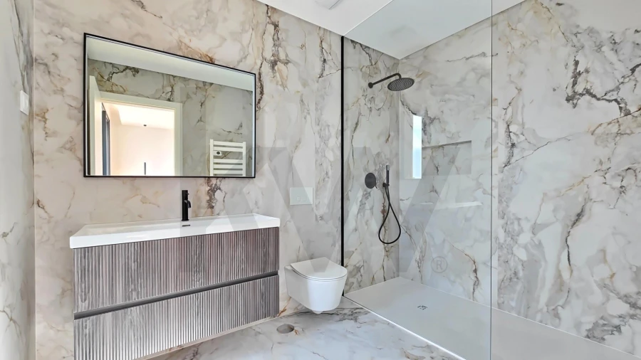 Moradia T4 para Venda em Aradas Foto 13