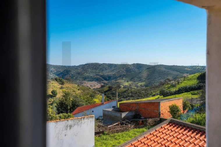 Moradia T4 para Venda em Odeleite Foto 13