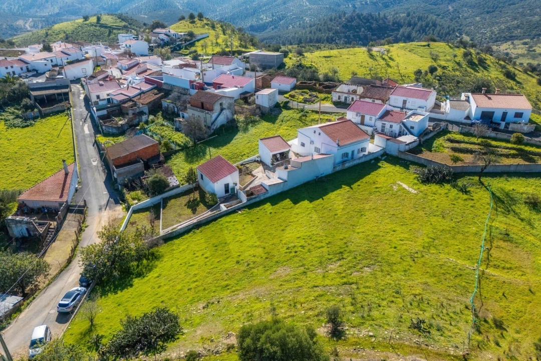 Moradia T4 para Venda em Odeleite Foto 53