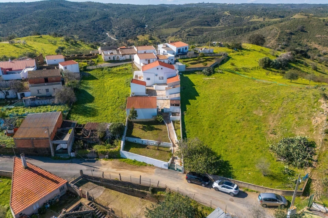 Moradia T4 para Venda em Odeleite Foto 21