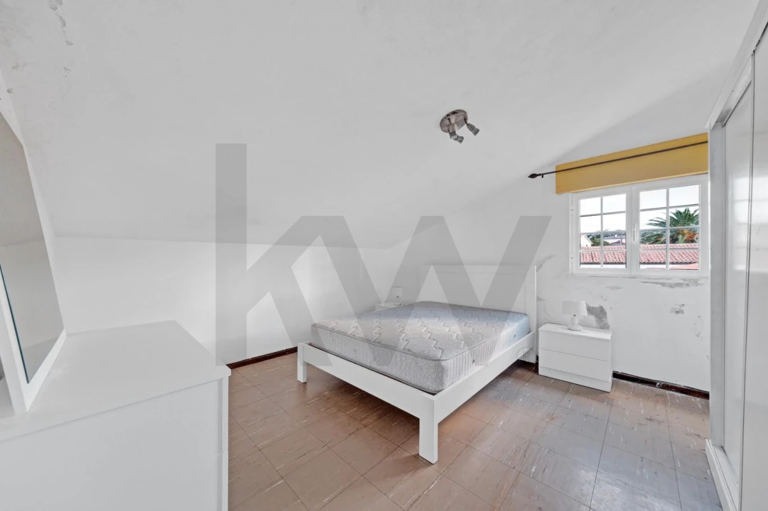 Moradia T3 para Venda em Fonte do Bastardo Foto 32