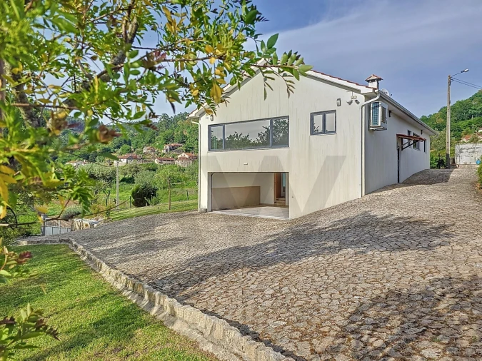 Moradia T3 para Venda em Recardães e Espinhel Foto 2