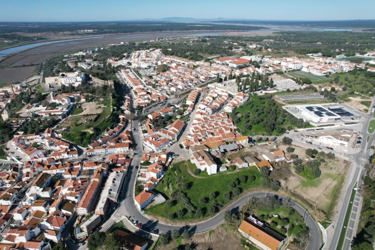 Quinta T5 para Venda em Santa Maria do Castelo e Santiago e Santa Susana Foto 10