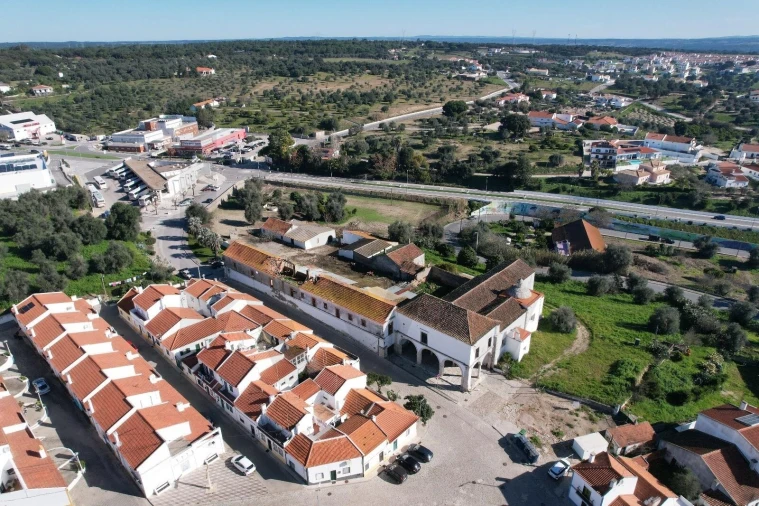 Quinta T5 para Venda em Santa Maria do Castelo e Santiago e Santa Susana Foto 7
