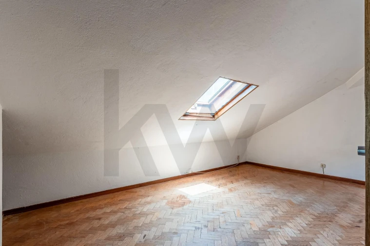 Moradia T3 para Venda em São Martinho Foto 7