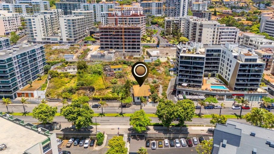 Moradia T3 para Venda em São Martinho Foto 32