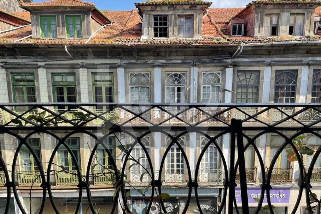 Prédio para Venda em Cedofeita, Santo Ildefonso, Sé, Miragaia, São Nicolau e Vitória Foto 3