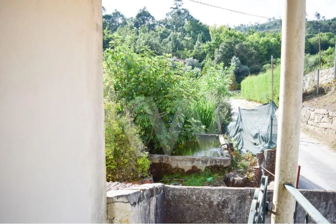 Moradia T3 para Venda em Basto Foto 19