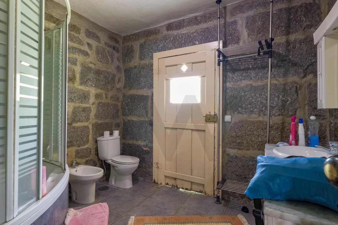 Moradia T5 para Venda em Macieira da Lixa e Caramos Foto 4