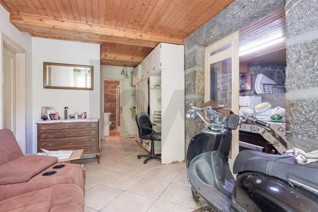 Moradia T5 para Venda em Macieira da Lixa e Caramos Foto 2