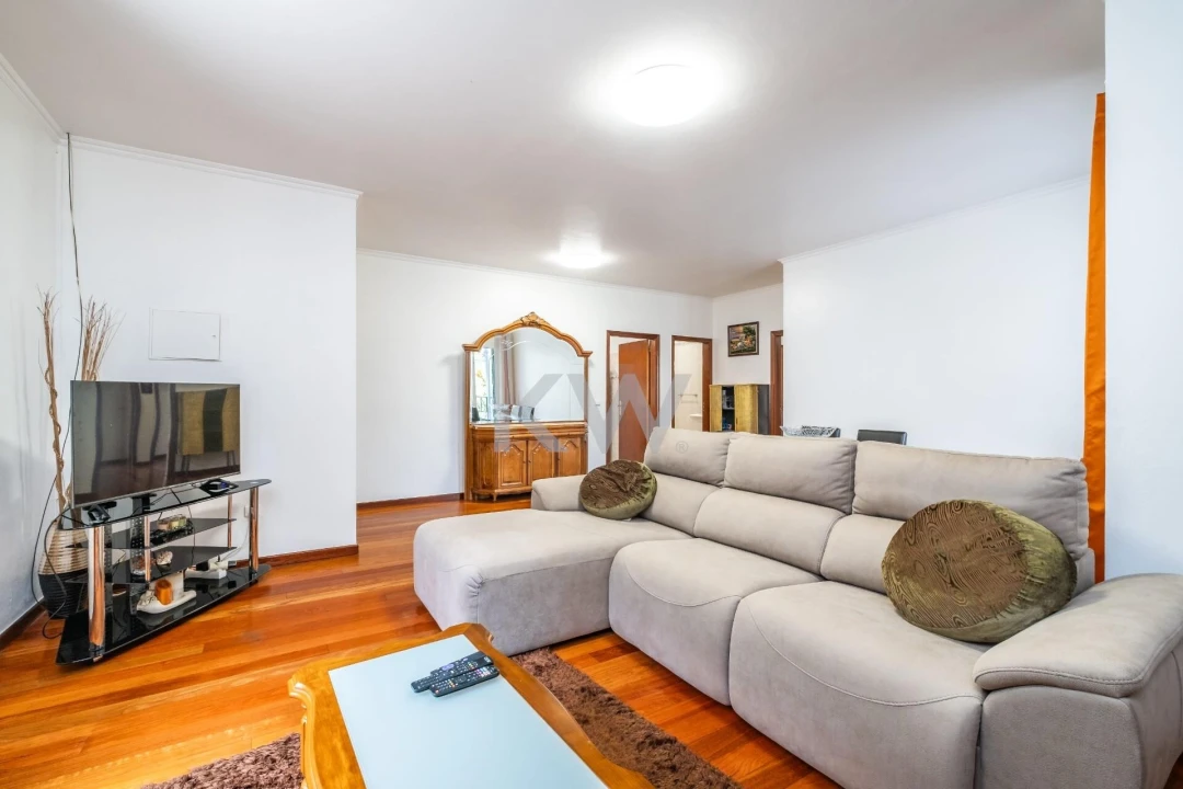 Moradia T3 para Venda em Santo Antonio da Serra Foto 14