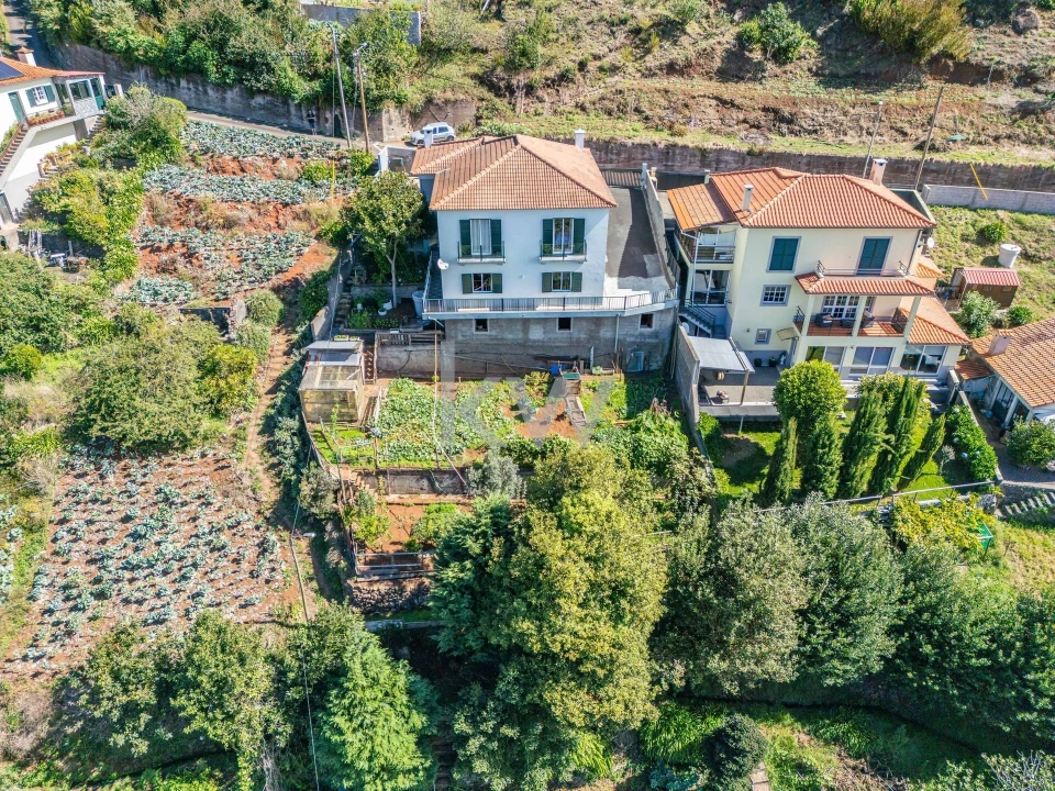 Moradia T3 para Venda em Santo Antonio da Serra Foto 2