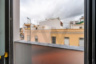 Moradia T3 para Venda em Faro (Sé e São Pedro)