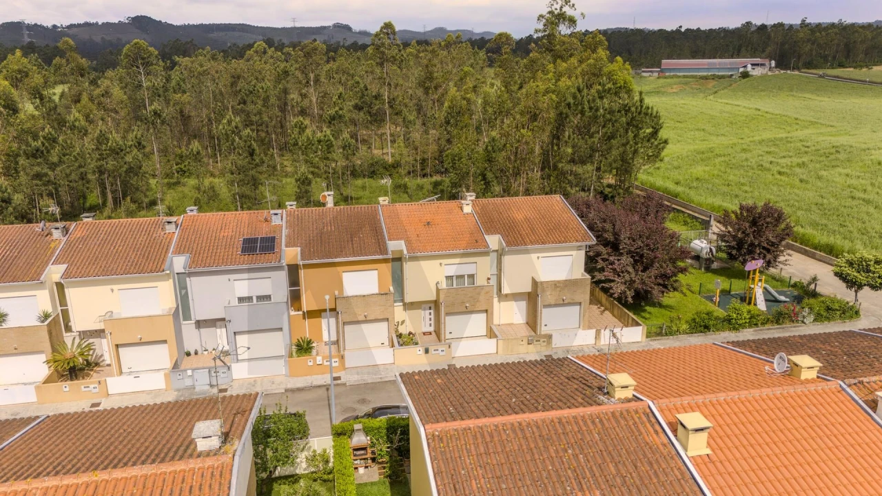 Moradia T3 para Venda em Fradelos Foto 3