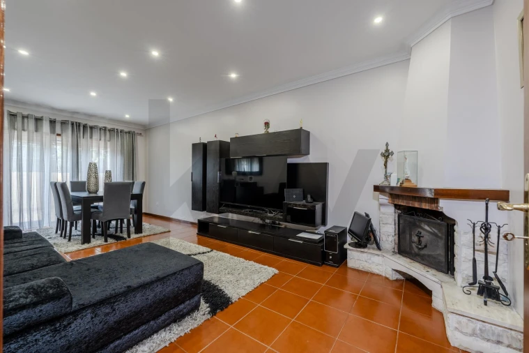 Moradia T3 para Venda em Fradelos Foto 35