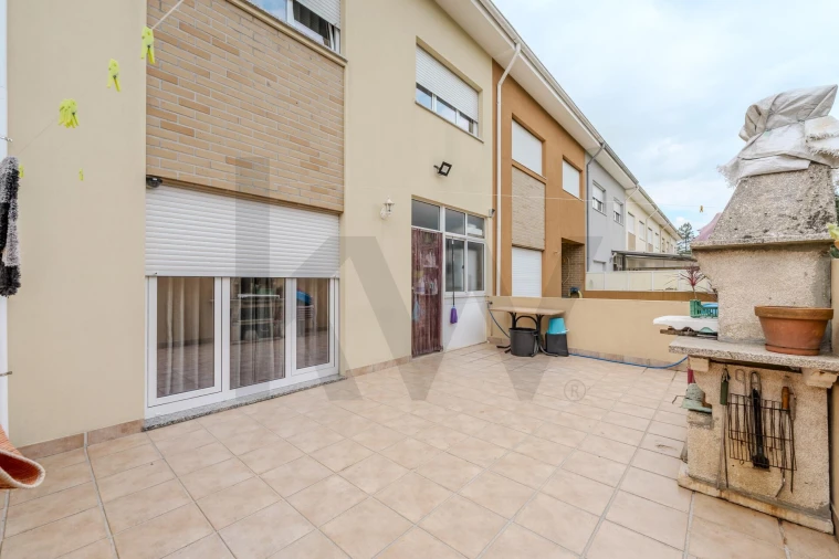 Moradia T3 para Venda em Fradelos Foto 14