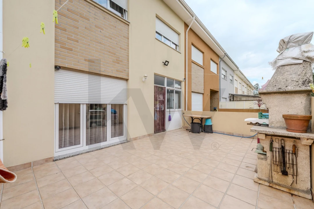 Moradia T3 para Venda em Fradelos Foto 14