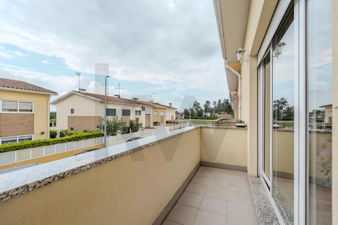 Moradia T3 para Venda em Fradelos Foto 27