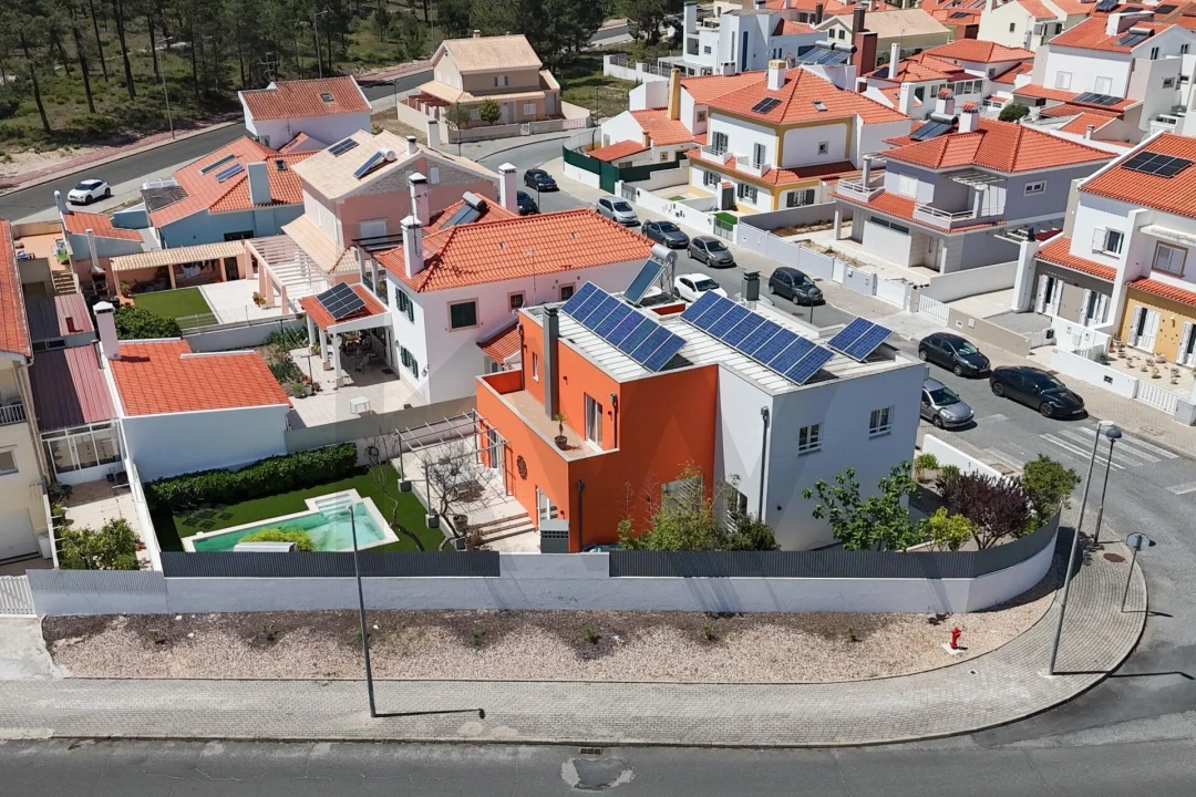 Moradia T4 para Venda em Santo Andre Foto 3