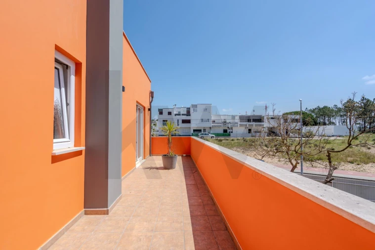 Moradia T4 para Venda em Santo Andre Foto 34