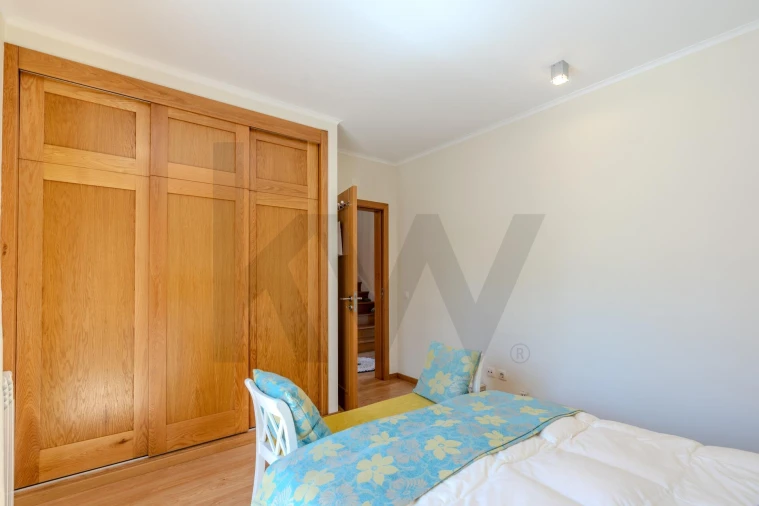 Moradia T4 para Venda em Santo Andre Foto 24