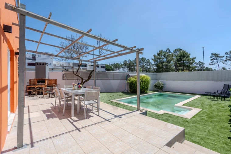 Moradia T4 para Venda em Santo Andre Foto 50