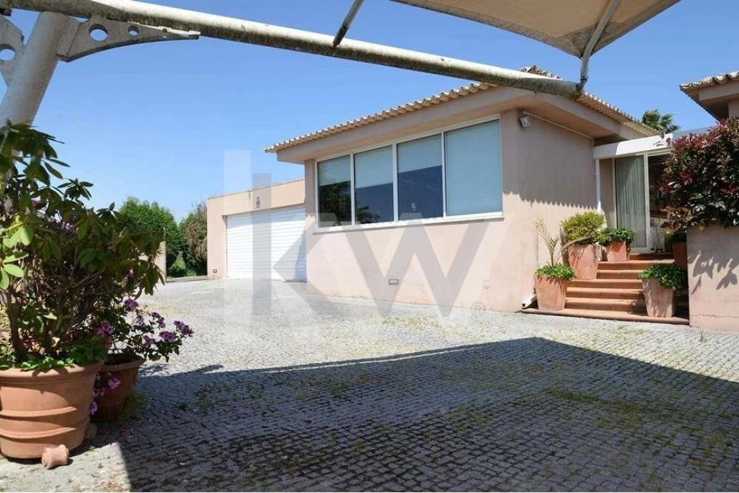 Moradia T4 para Venda em Oliveirinha Foto 32