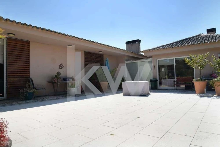 Moradia T4 para Venda em Oliveirinha Foto 42