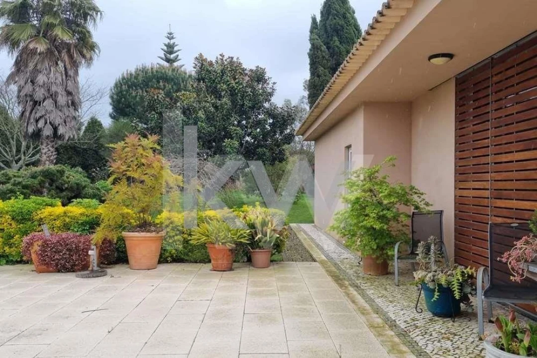 Moradia T4 para Venda em Oliveirinha Foto 45