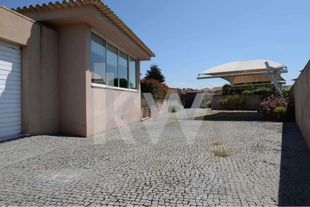 Moradia T4 para Venda em Oliveirinha Foto 33