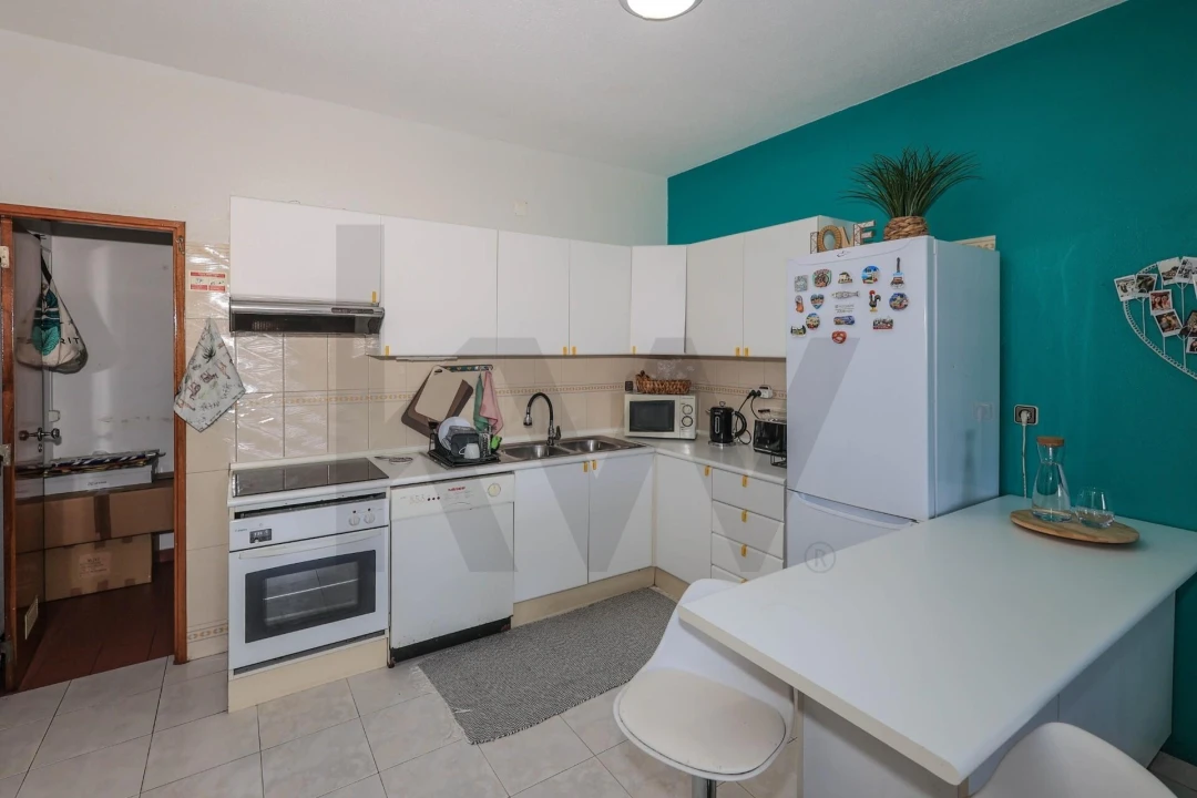 Apartamento T2 para Venda em Porches Foto 3