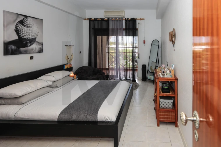 Apartamento T2 para Venda em Porches Foto 11