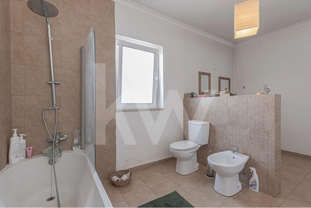 Moradia T5 para Venda em Ponte do Rol Foto 39