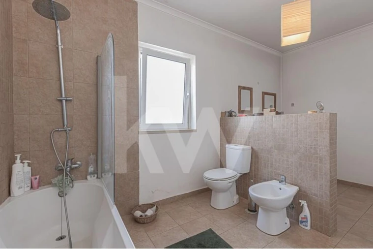 Moradia T5 para Venda em Ponte do Rol Foto 39