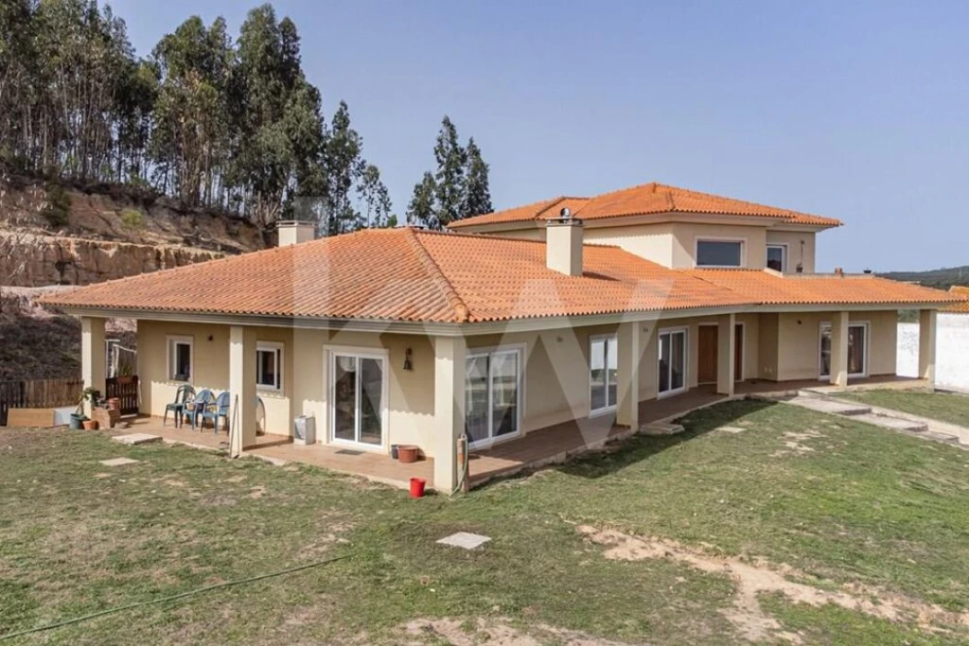 Moradia T5 para Venda em Ponte do Rol Foto 5